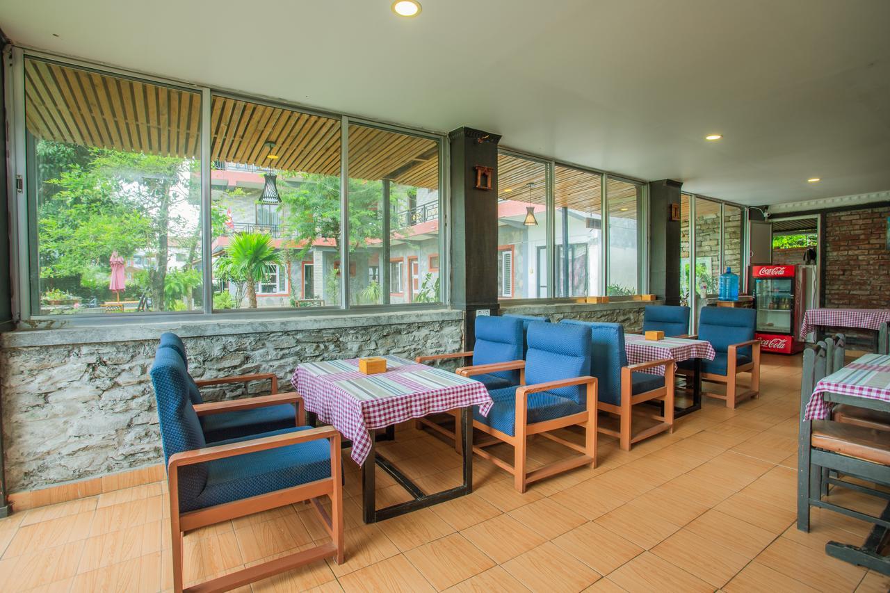 Hotel Glory Garden Pokhara Bagian luar foto