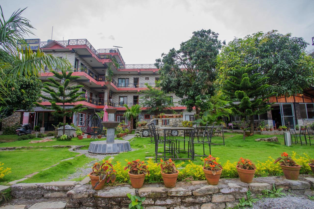 Hotel Glory Garden Pokhara Bagian luar foto
