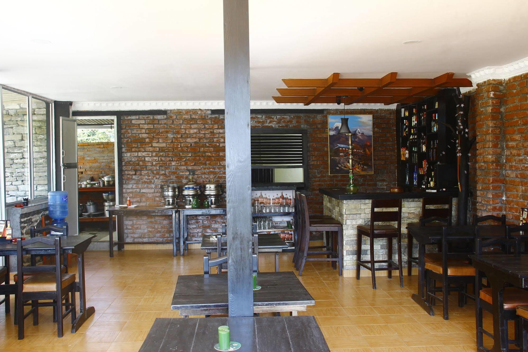 Hotel Glory Garden Pokhara Bagian luar foto