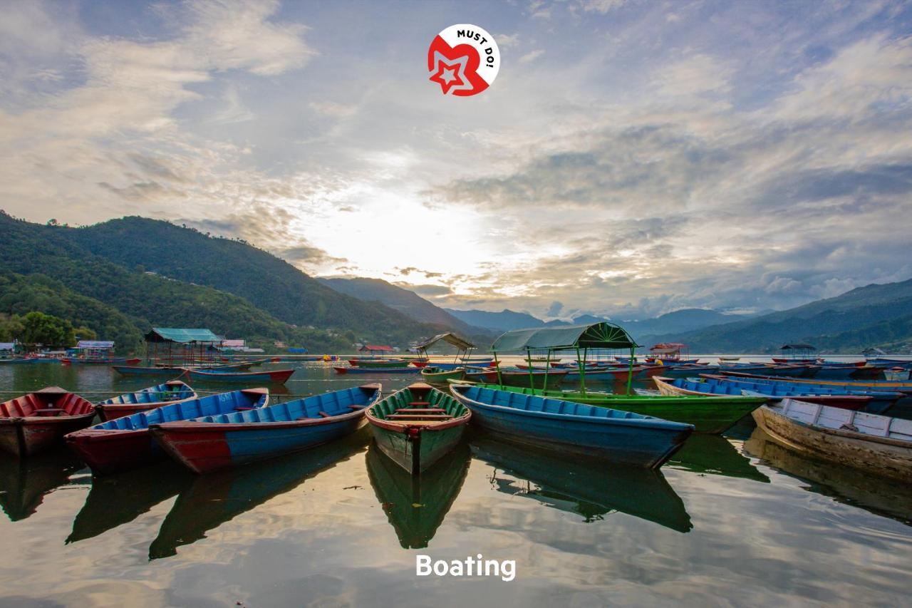 Hotel Glory Garden Pokhara Bagian luar foto